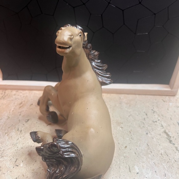 Rare Chinese Art Vintage Porcelain Horse Statue Matte Body/Glossy Hooves,  Mane - Picture 2 of 10